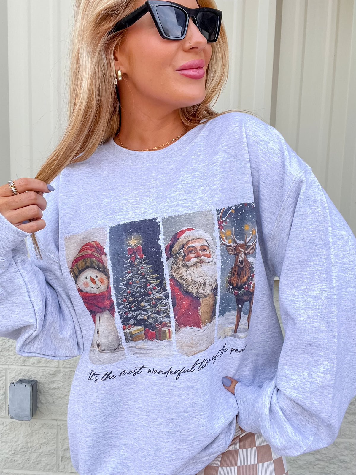 VINTAGE CHRISTMAS COLLAGE GRAPHIC TOP