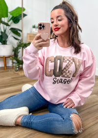 Faux Yarn Cozy Season Graphic Top