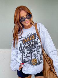 Skellie Motel Graphic Top