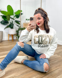 Faux Yarn Cozy Season Graphic Top