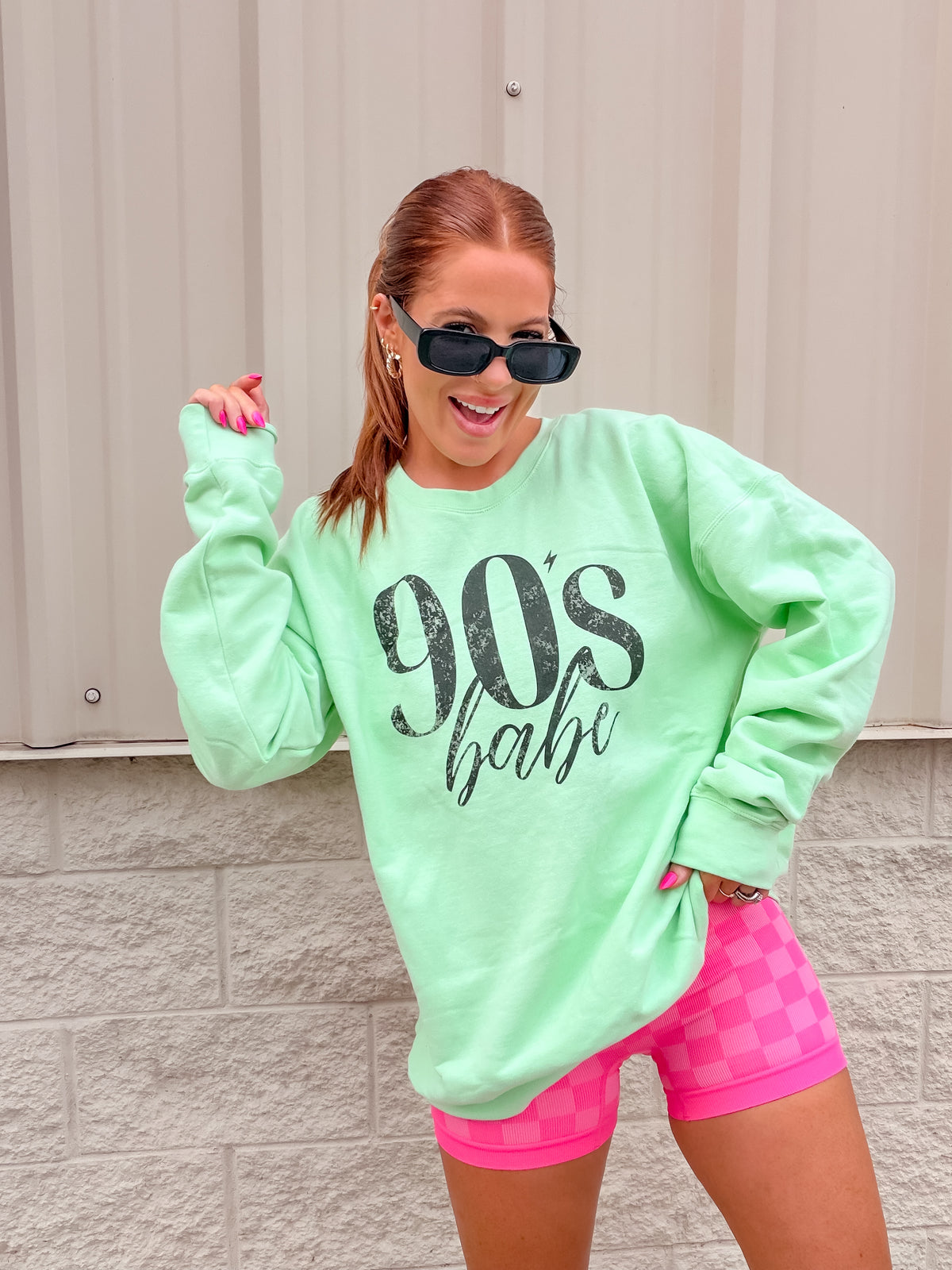 90's Babe Graphic Pullover