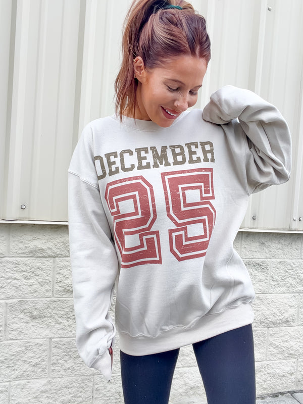 December 25 Graphic Top