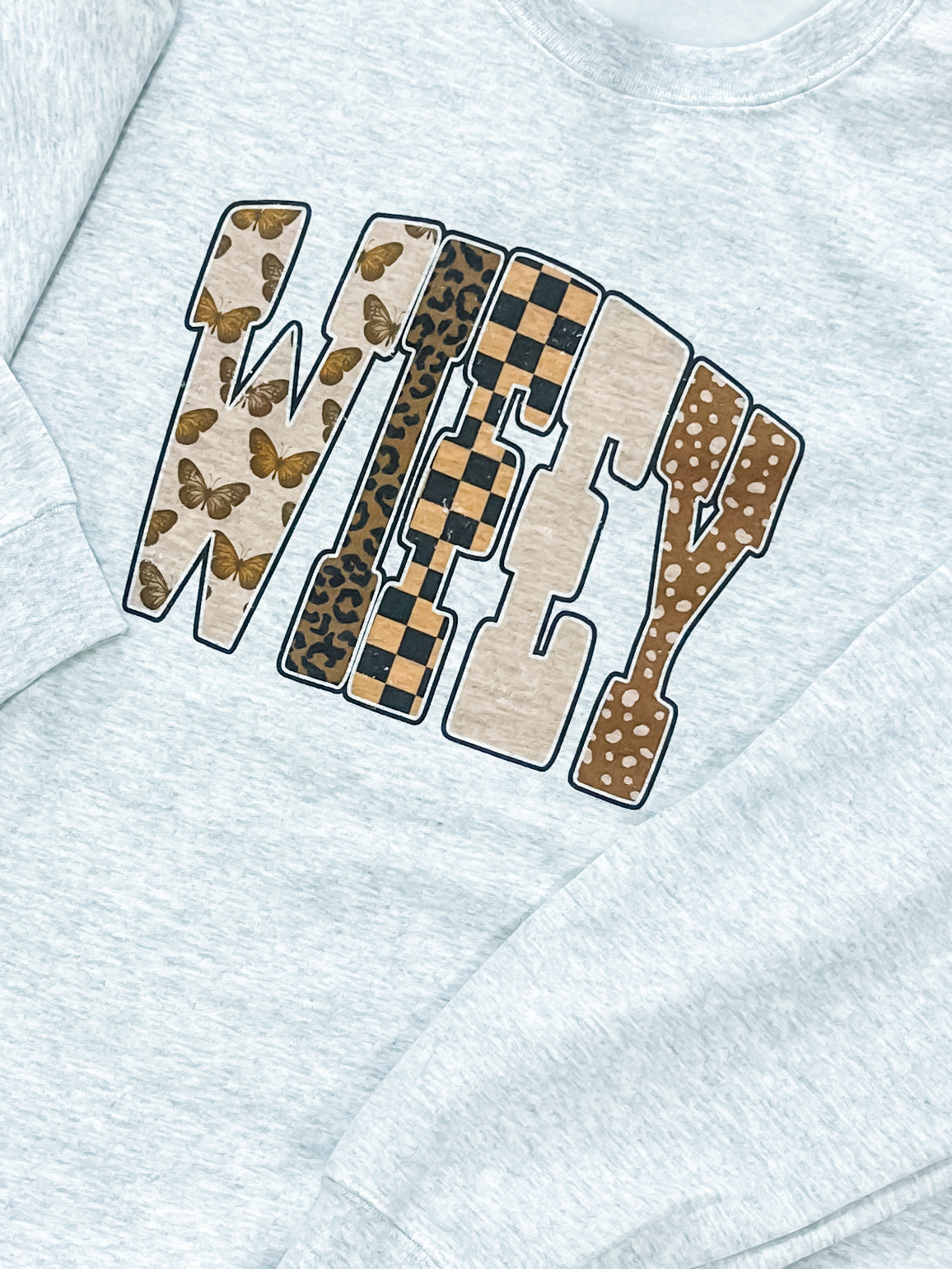 Trendy Wifey Graphic Top