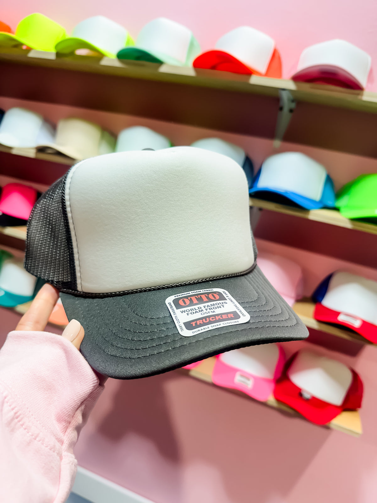 BUILD YOUR TRUCKER HAT!