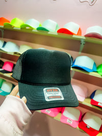 BUILD YOUR TRUCKER HAT!