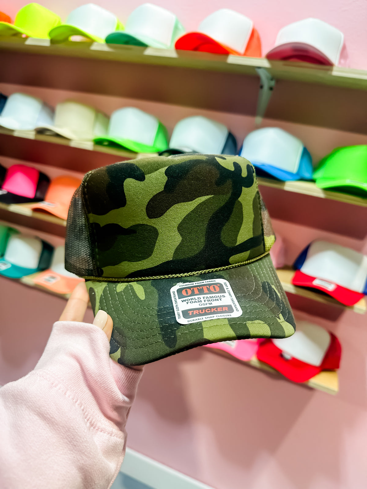 BUILD YOUR TRUCKER HAT!