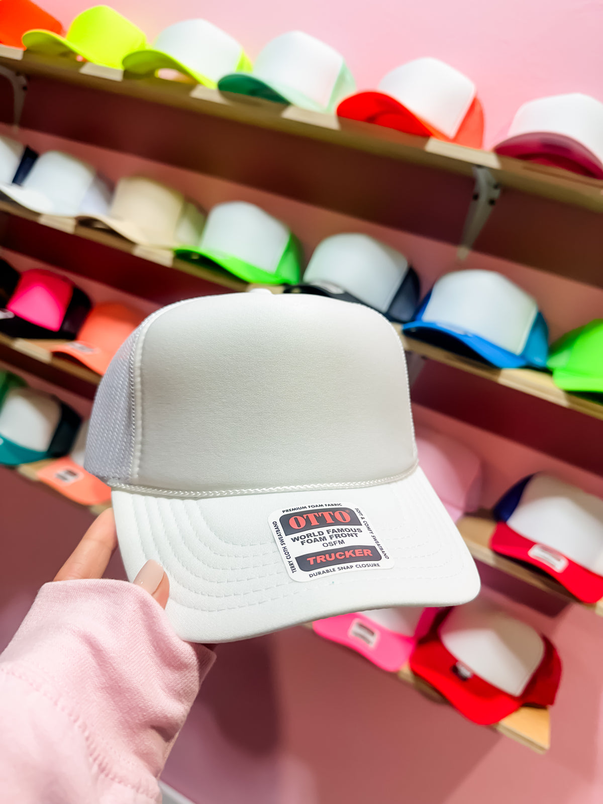 BUILD YOUR TRUCKER HAT!