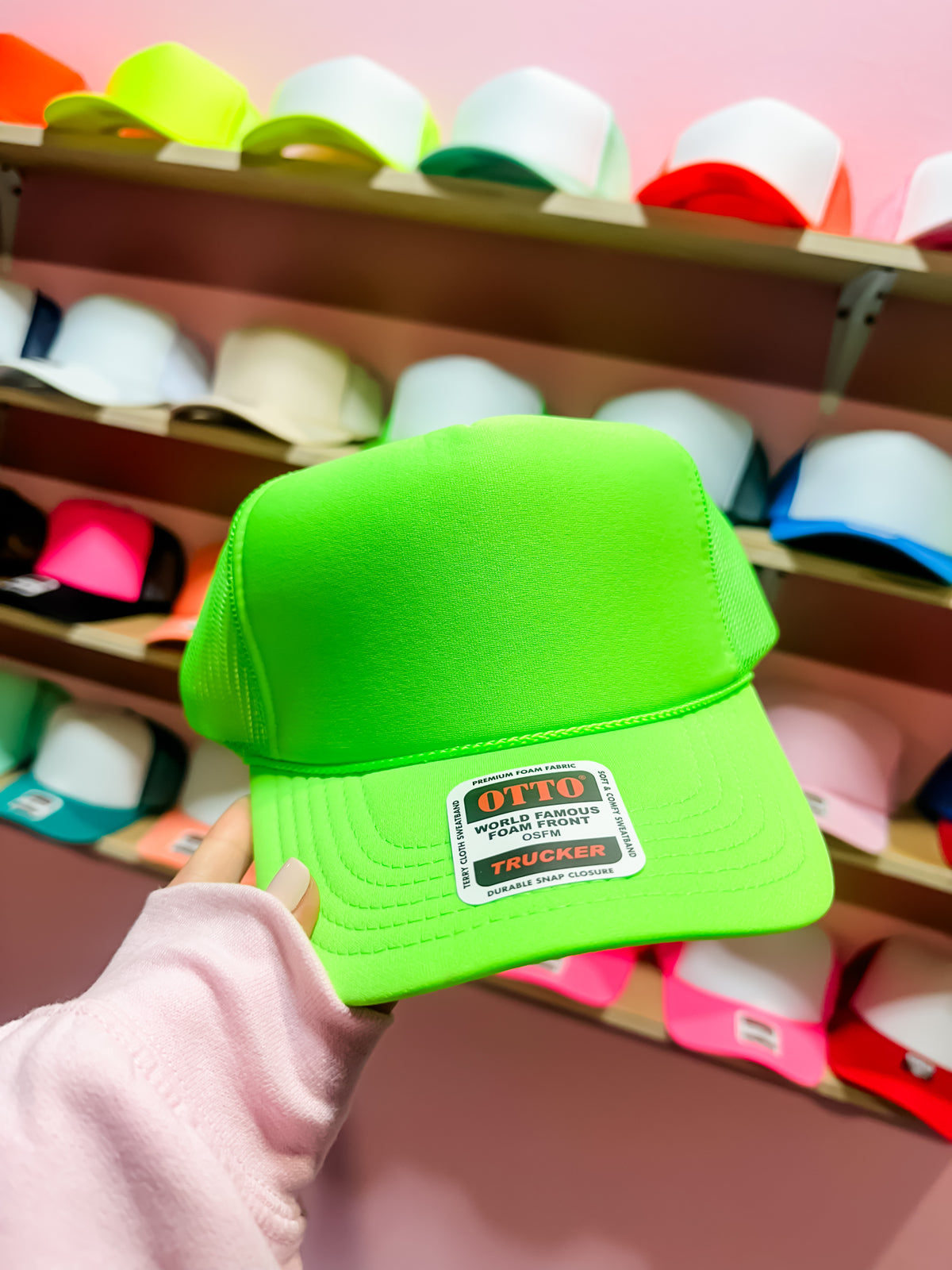 BUILD YOUR TRUCKER HAT!