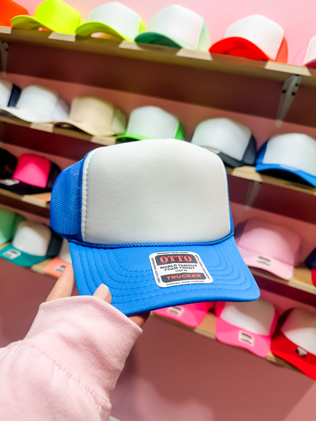 BUILD YOUR TRUCKER HAT!