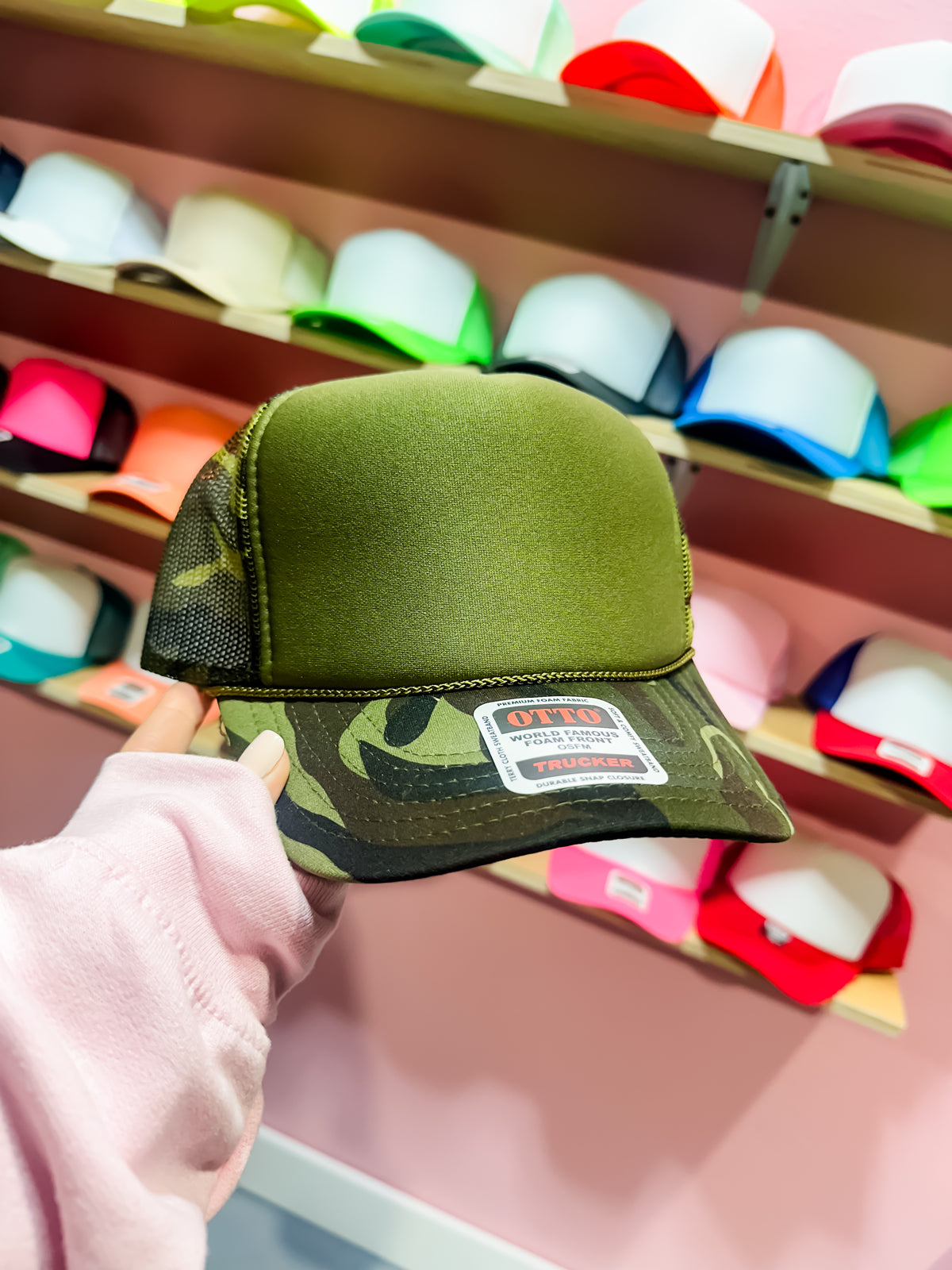 BUILD YOUR TRUCKER HAT!