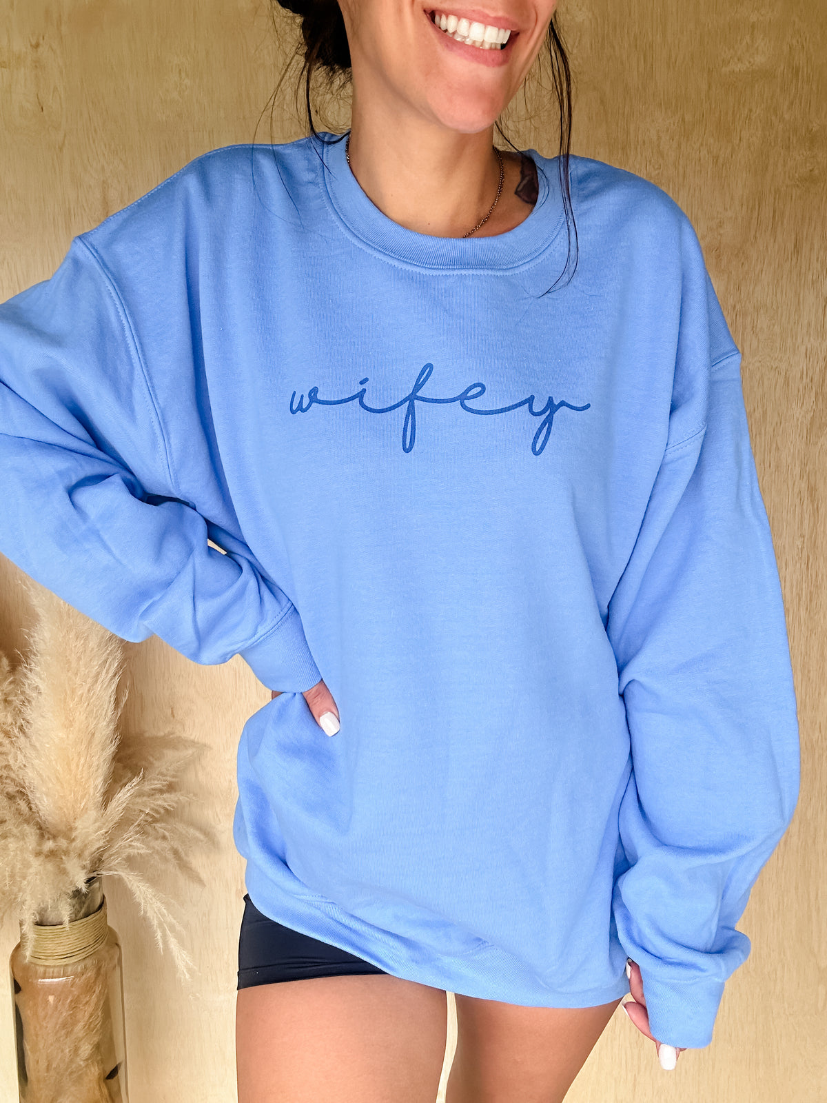 Wifey Graphic Pullover