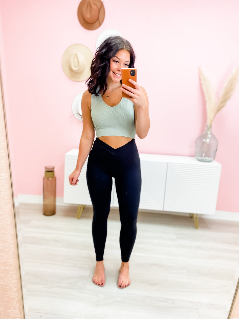 Getting Your Attention V Waist Leggings