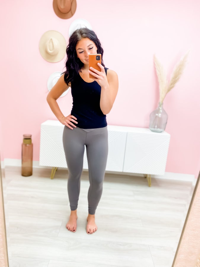 Getting Your Attention V Waist Leggings