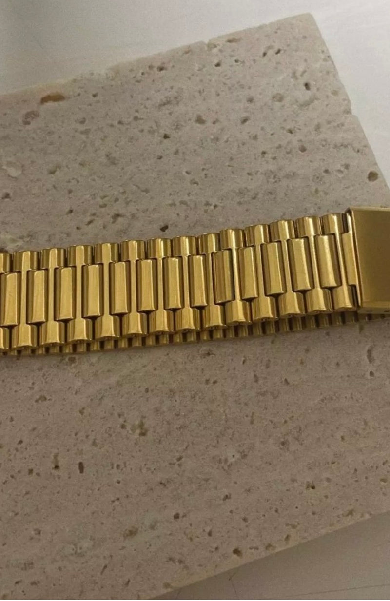 THICK GOLD WATCH BAND BRACELET