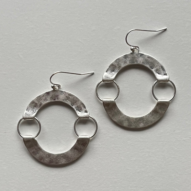 Curb Appeal Earrings (Silver)