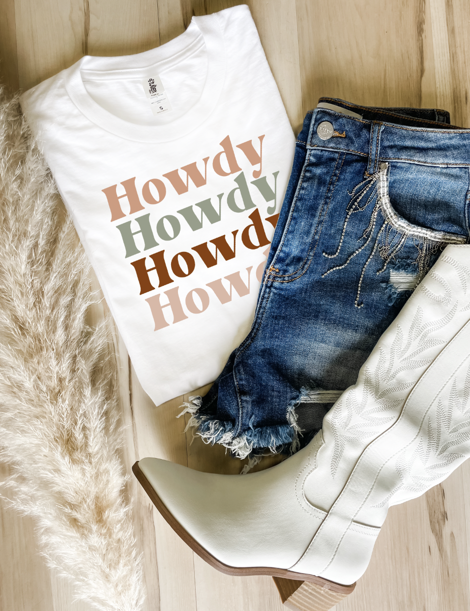 Howdy Graphic Tee